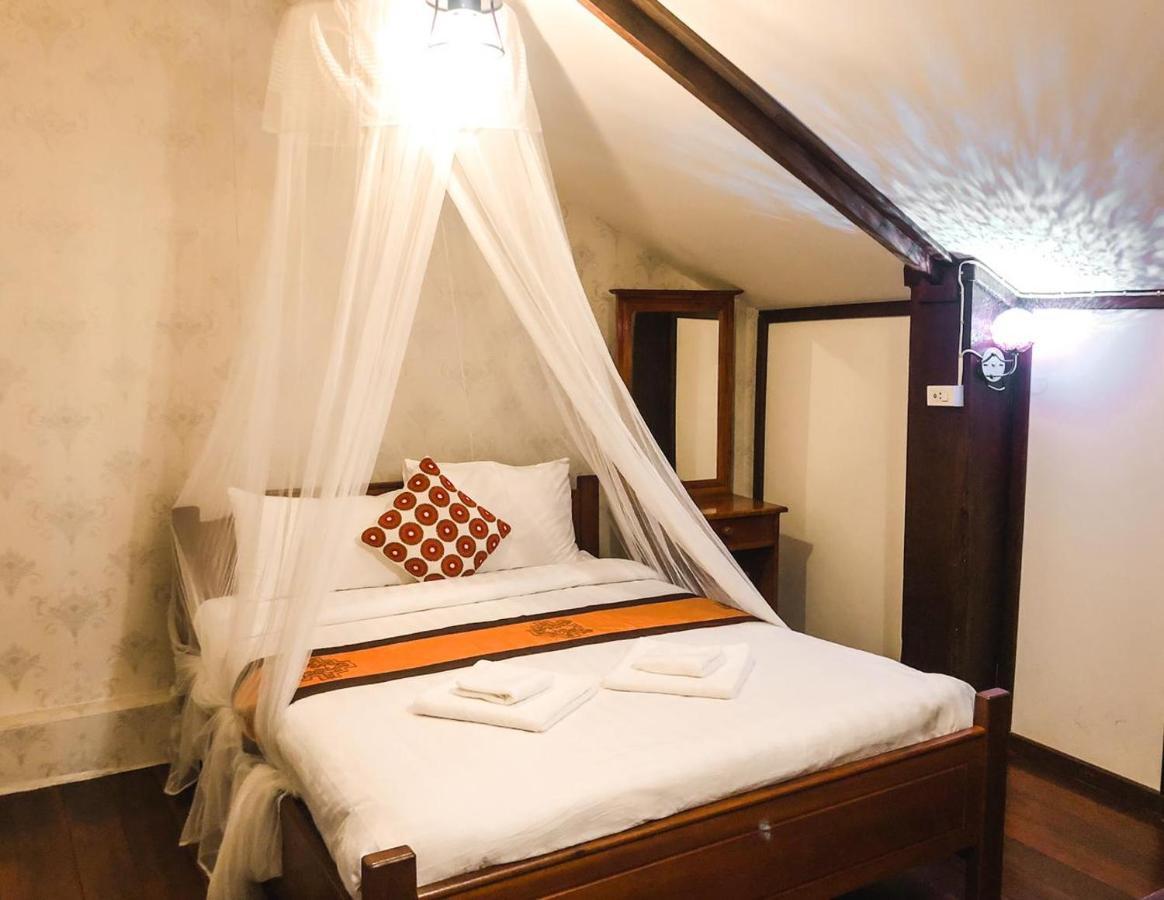 Ananta Hotel Luangprabang Bagian luar foto