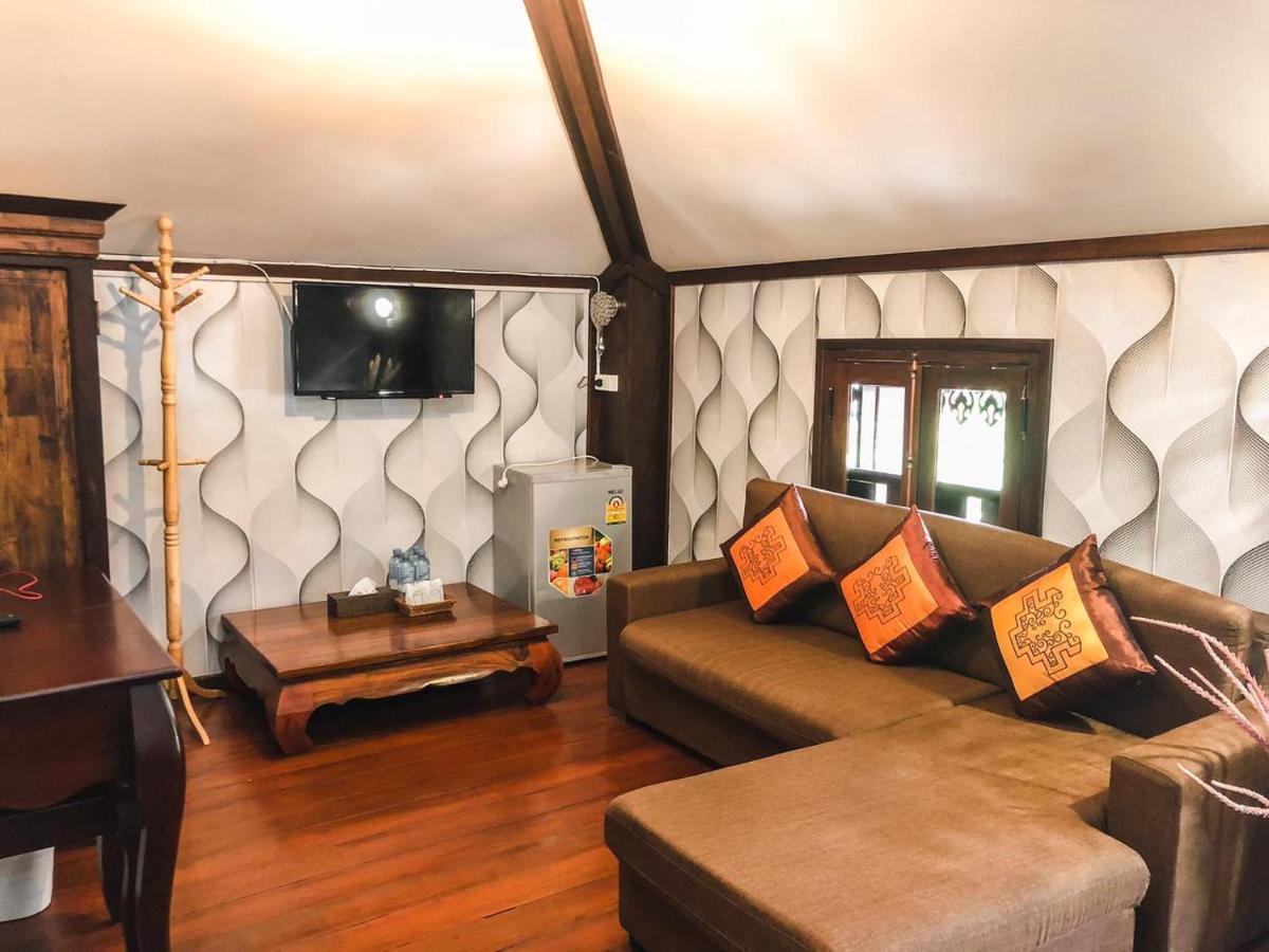 Ananta Hotel Luangprabang Bagian luar foto